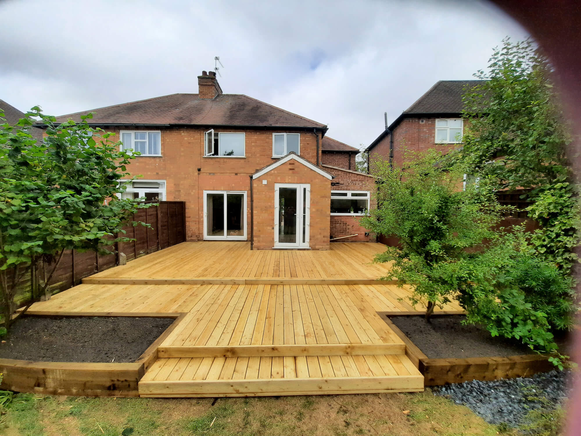 Landscaping, paving, driveway, gardens contractor in Coventry and Warwickshire