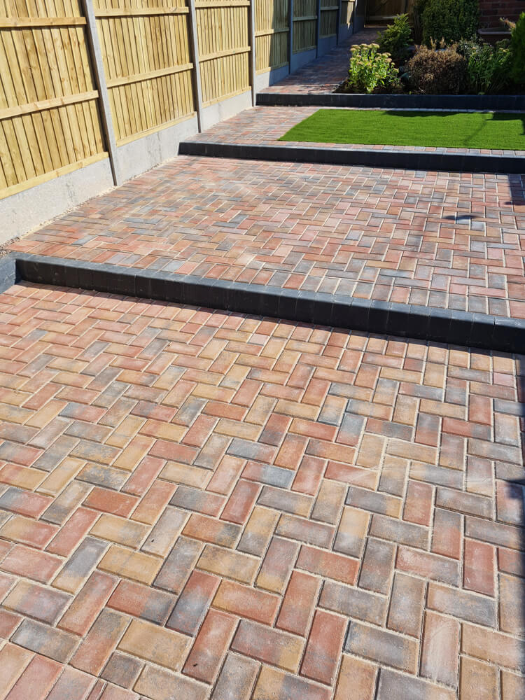 Case Study tobermore, heather block paving